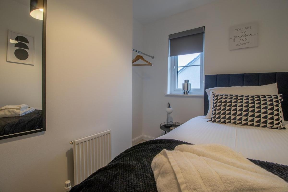 Spacious 3 Bed House In Falkirk Polmont ภายนอก รูปภาพ